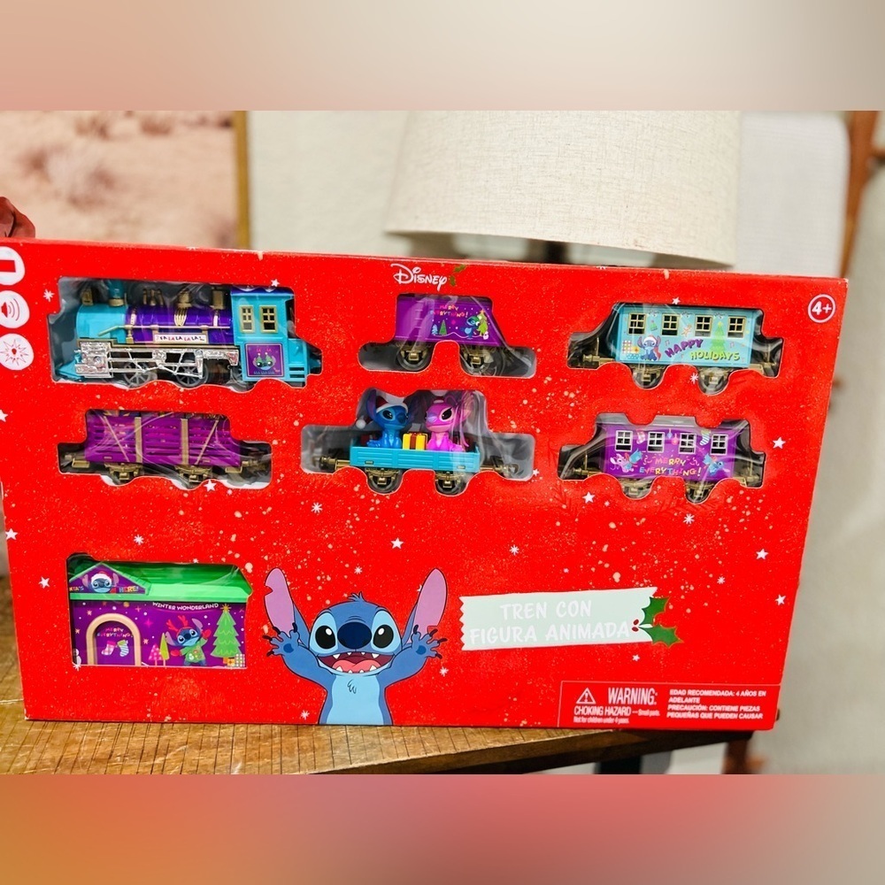 Lilo and Stitch Train Western Train Set with Lights and Sound, Stitch figures